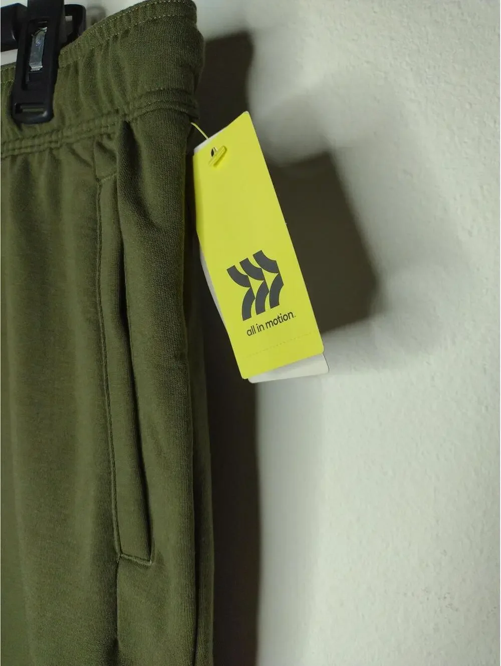 NWT All In Motion Men's Olive/Soft Gym Shorts Size XXL